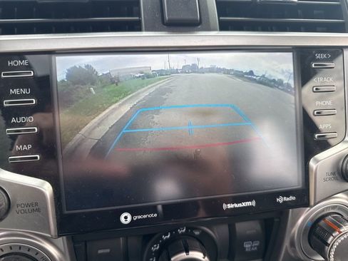 Used 2021 Toyota 4Runner SR5 Premium w/ Moonroof Package AWD/4WD image 8