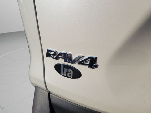 Used 2019 Toyota RAV4 Limited w/ Limited Grade Weather Package AWD/4WD image 22