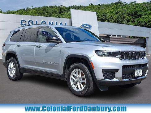 Used 2024 Jeep Grand Cherokee L Laredo w/ Luxury Tech Group I AWD/4WD image 1