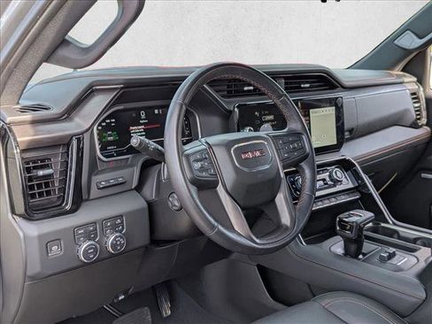 Used 2023 GMC Sierra 1500 AT4 w/ AT4 Premium Package AWD/4WD image 9