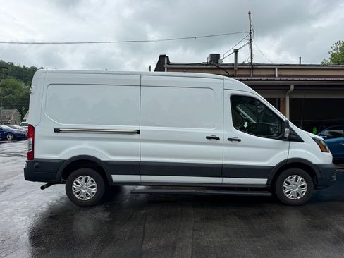 Used 2020 Ford Transit 250 Medium Roof RWD image 2