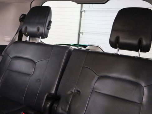 Used 2019 Toyota Land Cruiser image 27