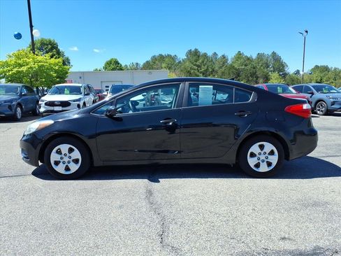 Used 2015 Kia Forte LX FWD image 2