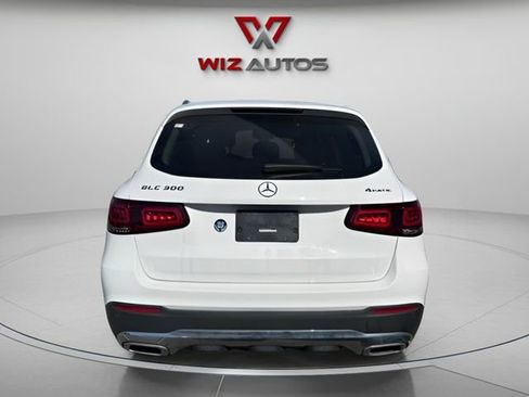 Used 2022 Mercedes-Benz GLC 300 4MATIC w/ Multimedia Package Lite image 4