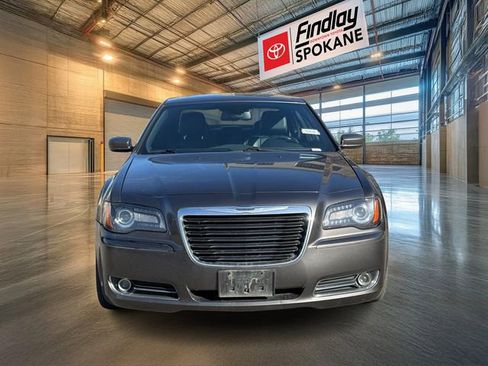Used 2013 Chrysler 300 S w/ Luxury Group image 2