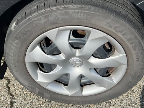 Used 2016 MAZDA MAZDA3 i Sport FWD image 22