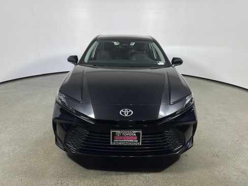 Certified 2025 Toyota Camry LE FWD image 8