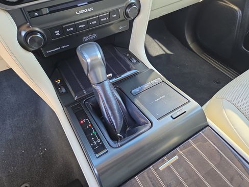 Certified 2023 Lexus GX 460 Premium image 30