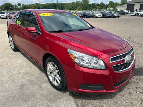 Used 2013 Chevrolet Malibu Eco w/ Power Convenience Package FWD image 3