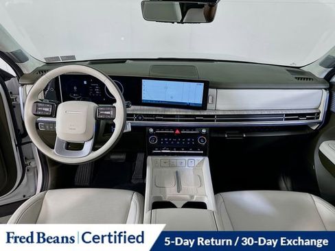 Certified 2025 Hyundai Santa Fe Calligraphy AWD/4WD image 23