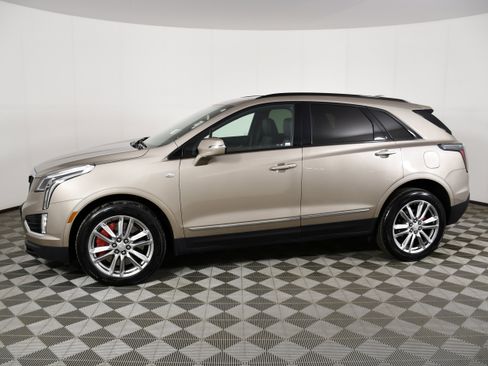 Used 2023 Cadillac XT5 Sportv AWD/4WD image 9