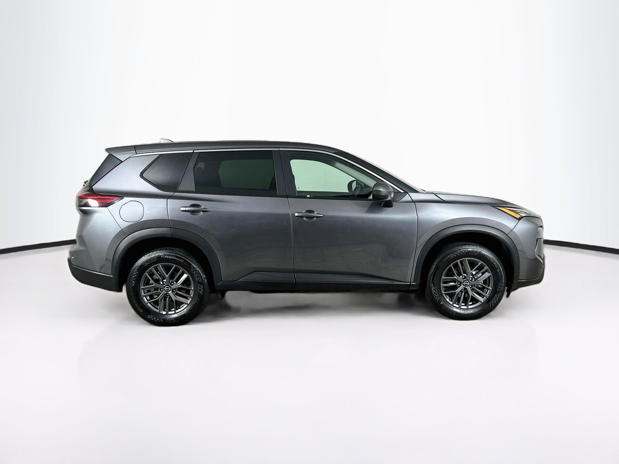 Used 2026 Nissan Rogue SV AWD/4WD image 10