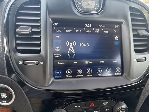 Used 2022 Chrysler 300 S w/ Comfort Group image 34