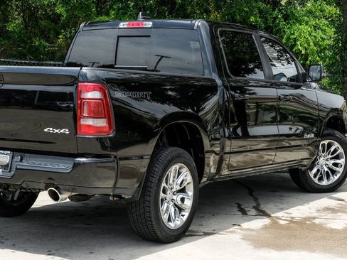 Used 2023 RAM 1500 Laramie AWD/4WD image 17