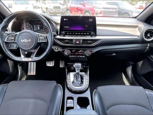Used 2022 Kia Forte GT-Line w/ GT-Line Technology Package FWD image 7
