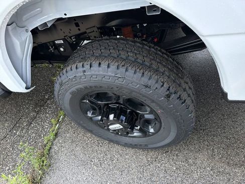 New 2026 Ford F250 XL w/ STX Appearance Package AWD/4WD image 8
