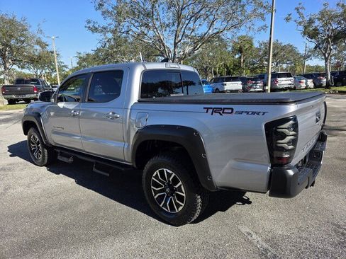 Used 2021 Toyota Tacoma TRD Sport image 4