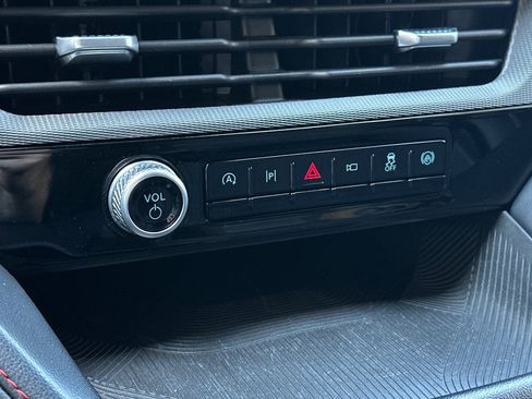 Certified 2025 Ford Explorer ST-Line w/ ST-Line Street Pack AWD/4WD image 21