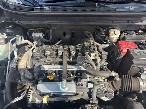 Certified 2022 Nissan Kicks S w/ Interior Electronics Package image 11