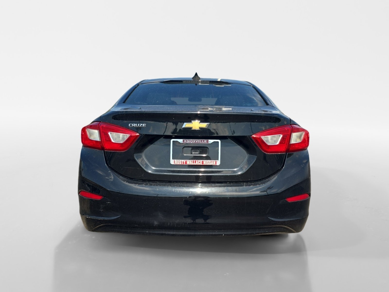 Used 2018 Chevrolet Cruze LS FWD image 4