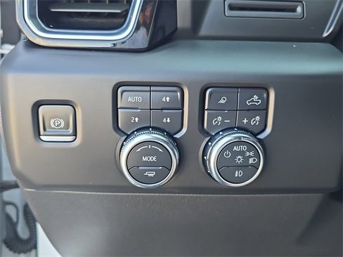 Certified 2022 GMC Sierra 1500 Denali image 24