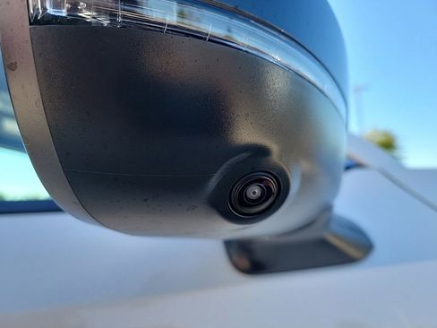 New 2026 Nissan Kicks SR w/ Cold Weather Package image 11