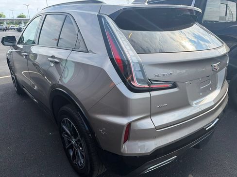 Used 2025 Cadillac XT4 Sport AWD/4WD image 3