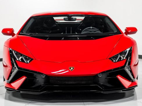 Used 2023 Lamborghini Huracan Tecnica image 8