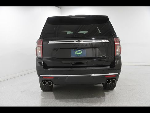 Used 2024 Chevrolet Tahoe Premier AWD/4WD image 21