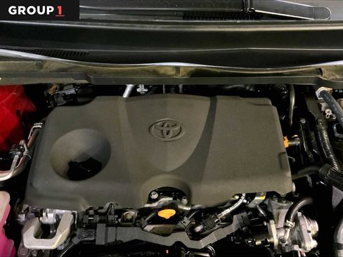 Certified 2022 Toyota Sienna Limited image 32