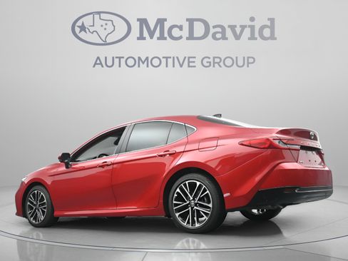 Used 2025 Toyota Camry XLE w/ Premium Package FWD image 29