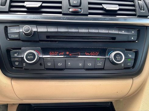 Used 2014 BMW 428i xDrive Convertible image 15