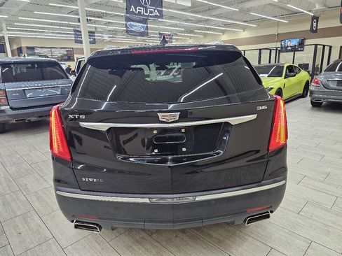 Used 2017 Cadillac XT5 Premium Luxury w/ LPO, Wheel Lock Package image 8