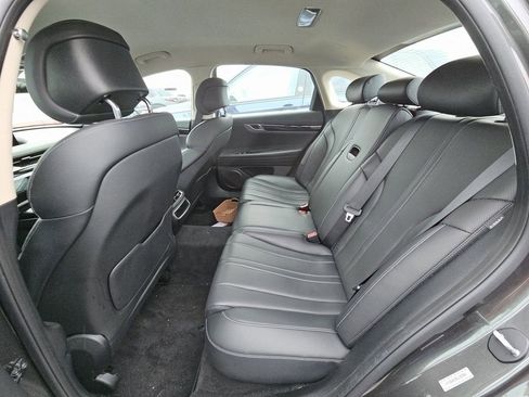 Used 2023 Genesis G80 2.5T image 4