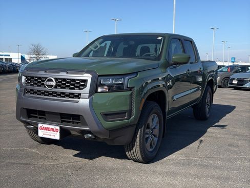 New 2026 Nissan Frontier SV w/ SV Convenience Package image 2