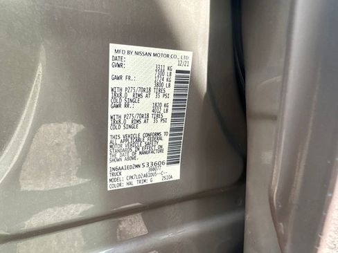 Used 2021 Nissan Titan PRO-4X AWD/4WD image 22