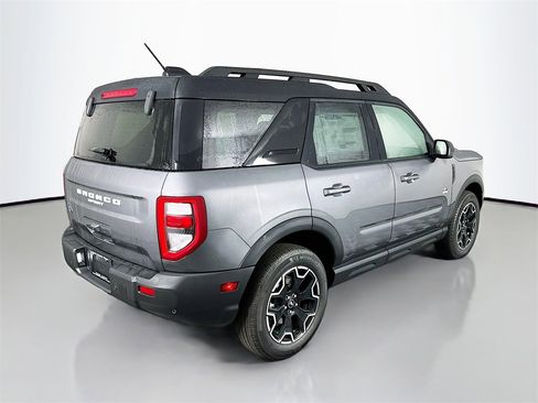 New 2025 Ford Bronco Sport Outer Banks image 7
