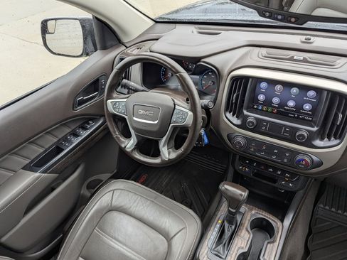 Used 2021 GMC Canyon Denali image 31