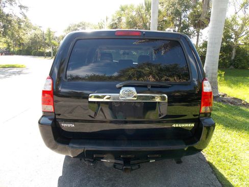 Used 2006 Toyota 4Runner SR5 RWD image 15