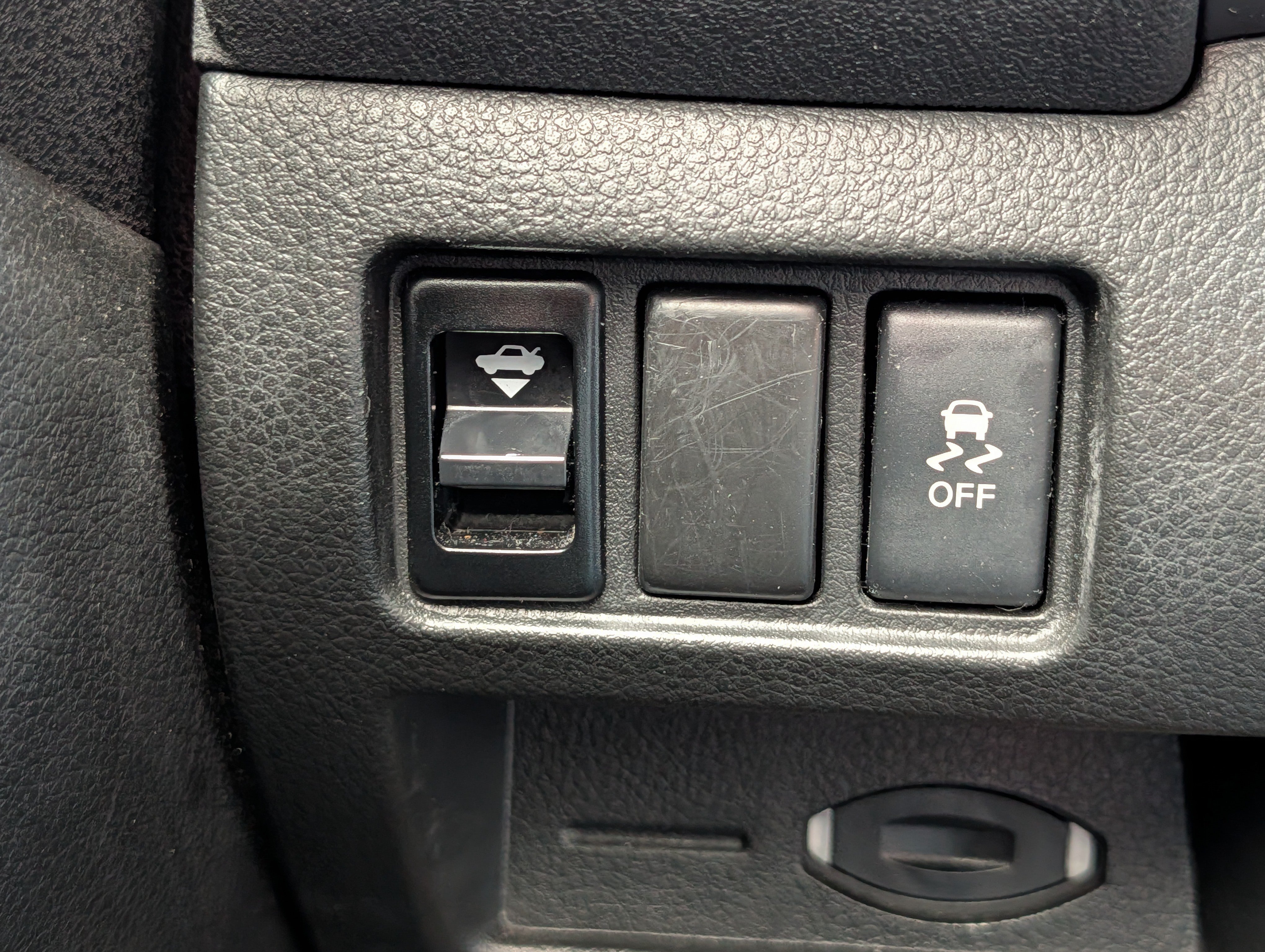 Used 2012 Nissan Altima 2.5 SL w/ 2.5SL Pkg FWD image 26