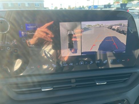 New 2025 Chevrolet Silverado EV LT image 21