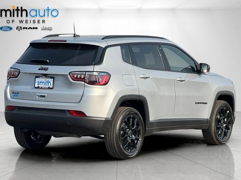 New 2026 Jeep Compass Latitude AWD/4WD image 5