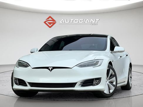 Used 2021 Tesla Model S Long Range Plus image 1