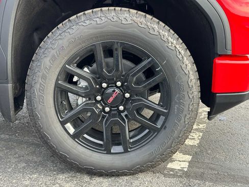 New 2026 GMC Sierra 1500 Elevation image 9