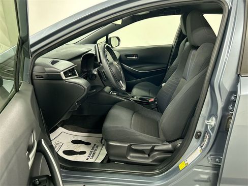 Used 2020 Toyota Corolla SE image 9