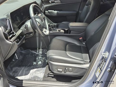 Certified 2025 Kia Sportage EX FWD image 9