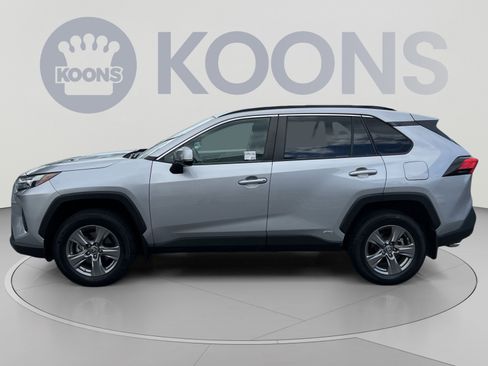 Used 2024 Toyota RAV4 XLE w/ Convenience Package AWD/4WD image 2