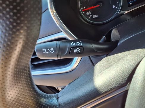 Used 2023 Chevrolet Equinox LT image 10