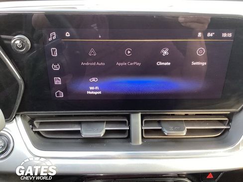 Used 2024 Chevrolet Trax LT w/ Driver Confidence Package FWD image 3