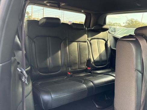 Used 2022 Jeep Wagoneer Series III image 8